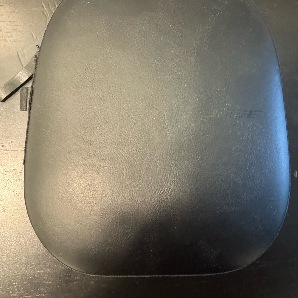Bose Black wireless noise cancelling headphones